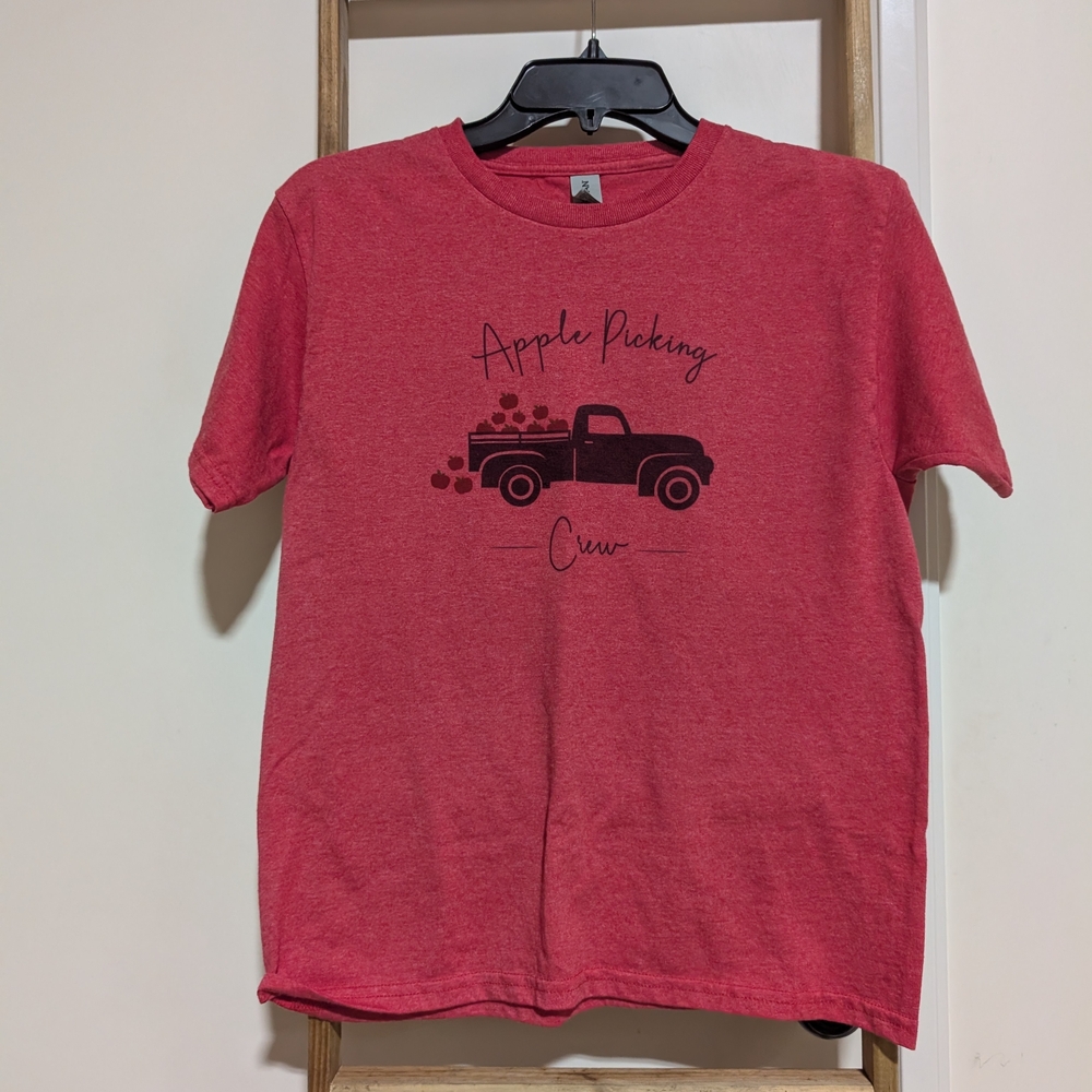 Apple Picking Crew Kids Red T-Shirt - Picture 1 of 1